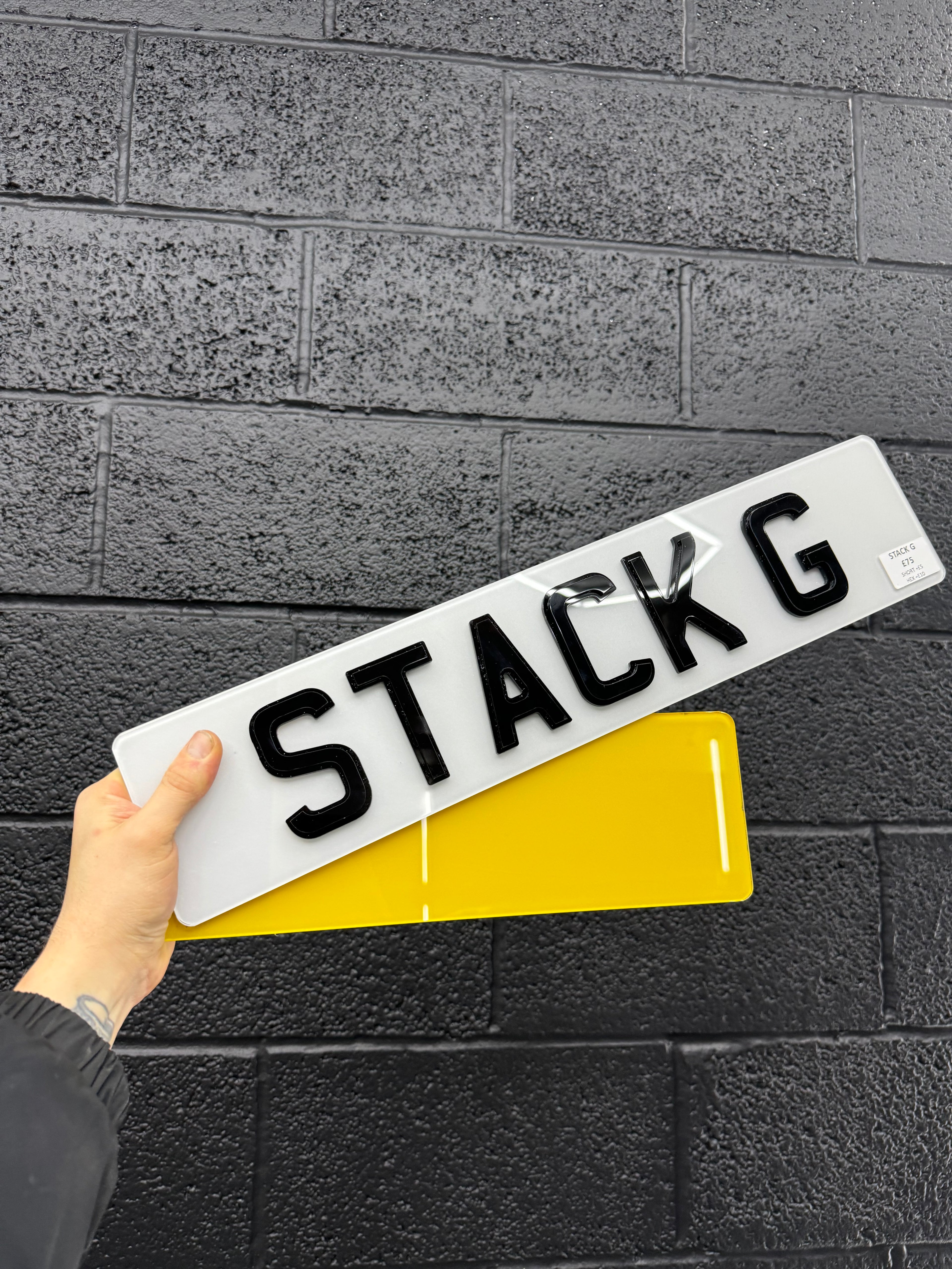 Stacked Gloss Plates