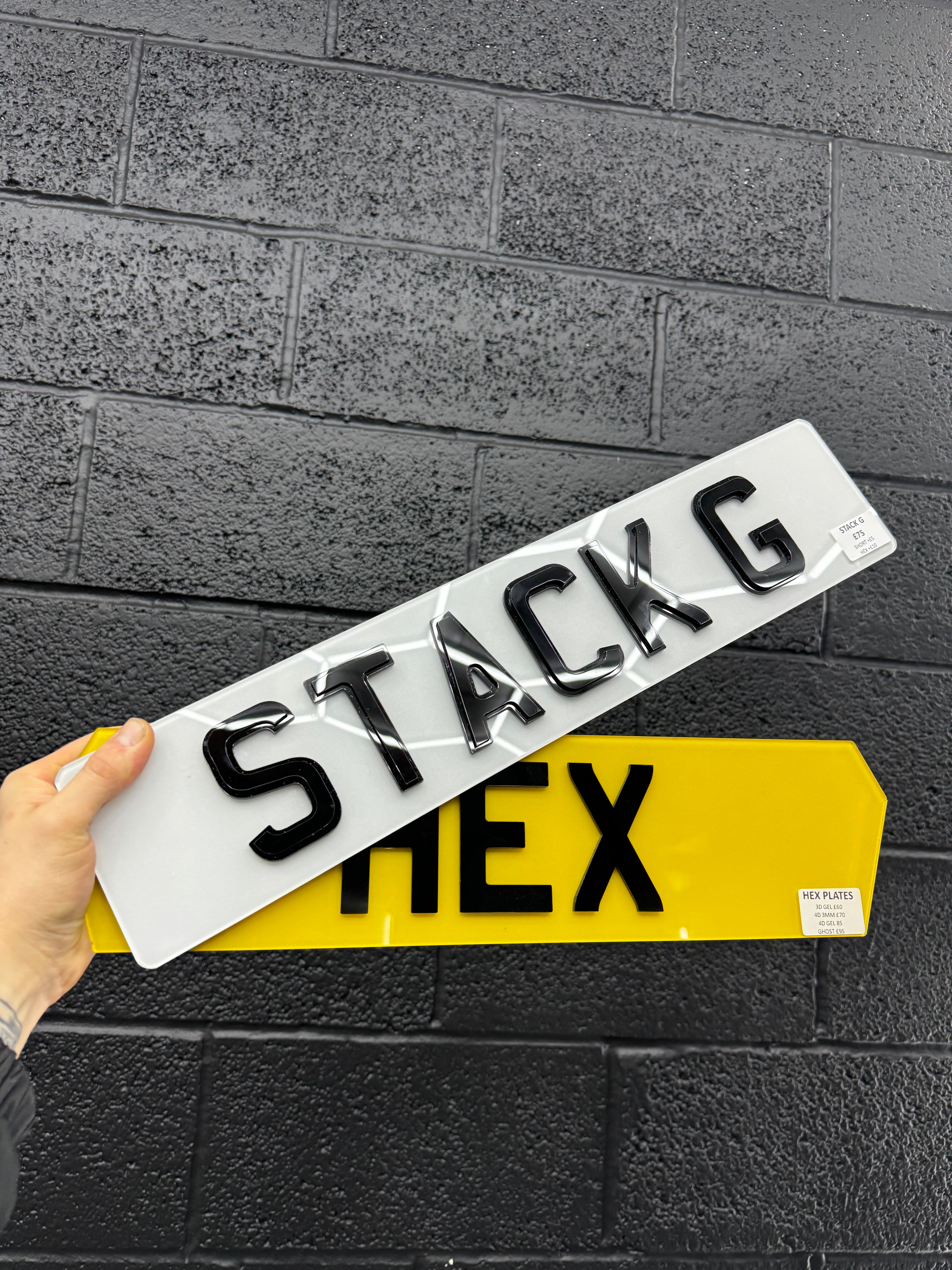 Stacked Gloss Plates