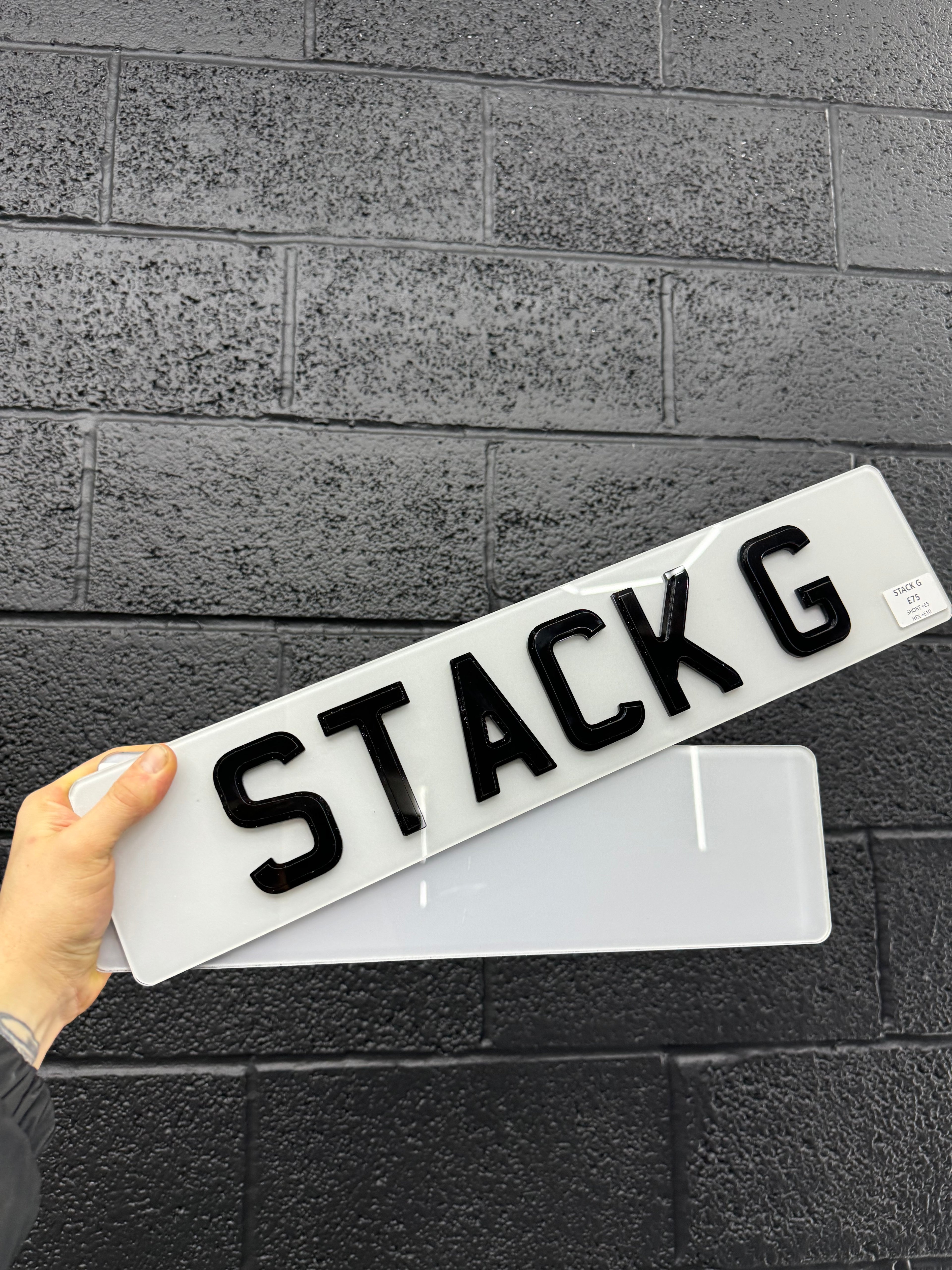 Stacked Gloss Plates