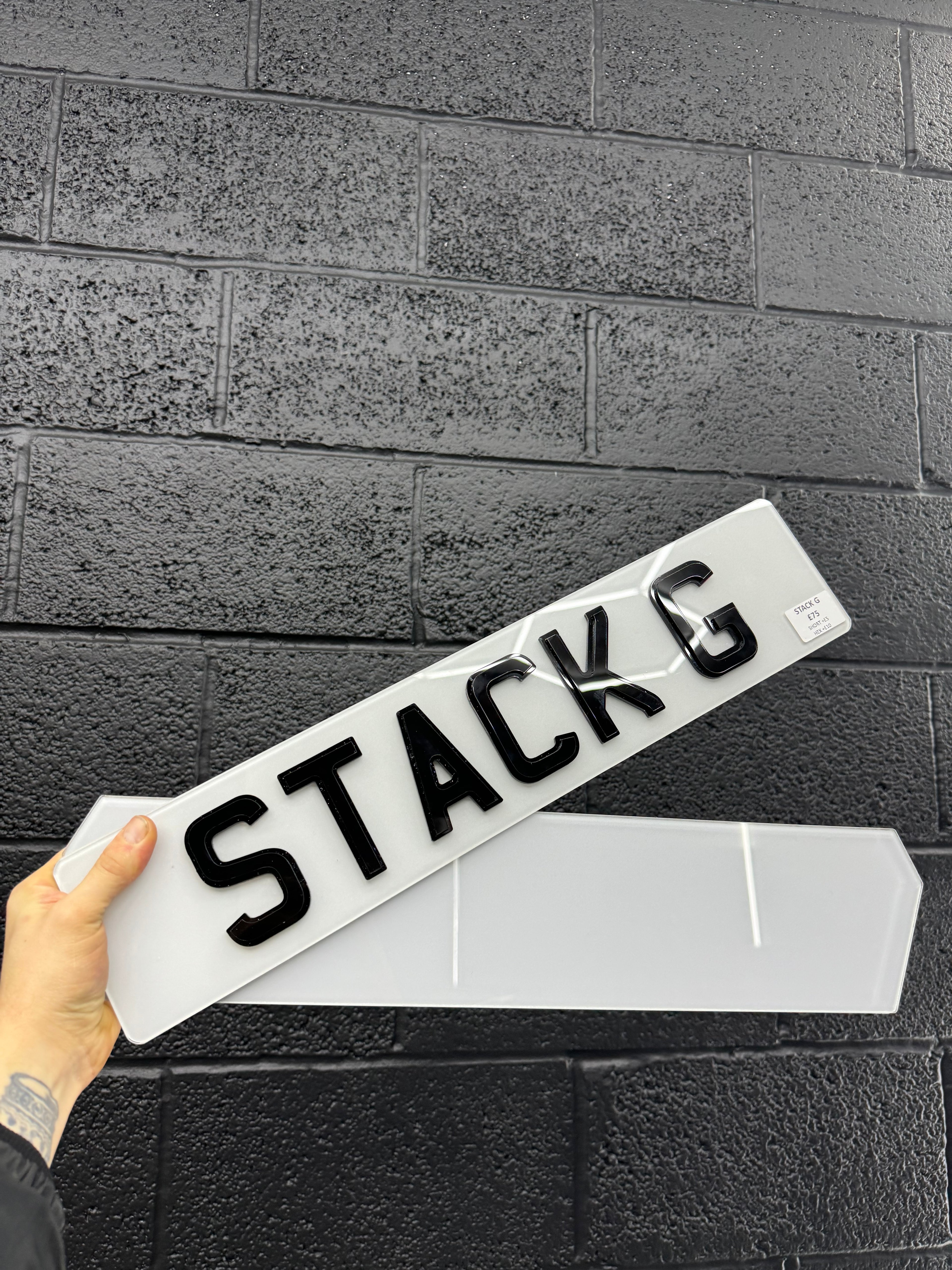 Stacked Gloss Plates