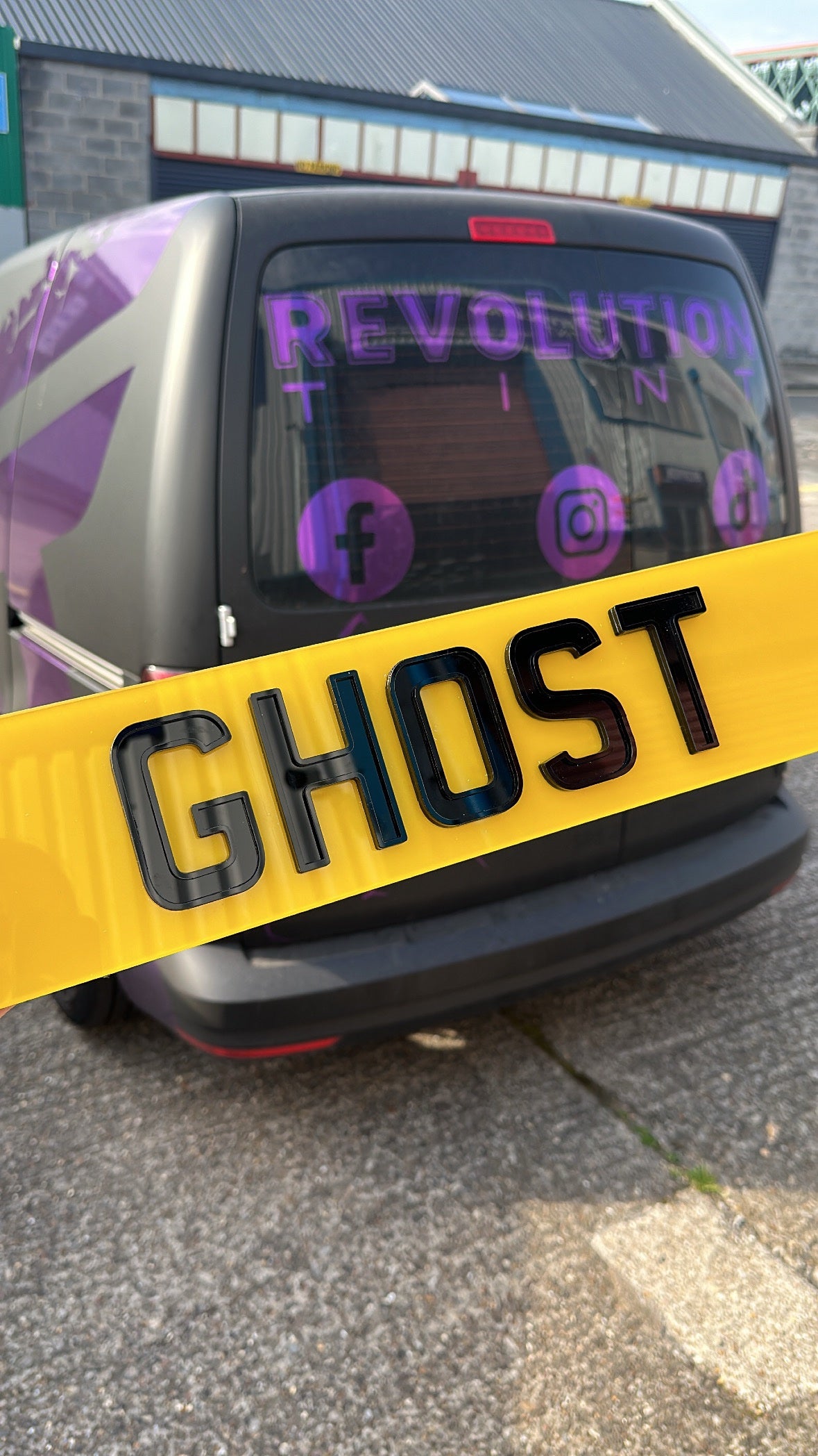 Ghost Gloss Plates